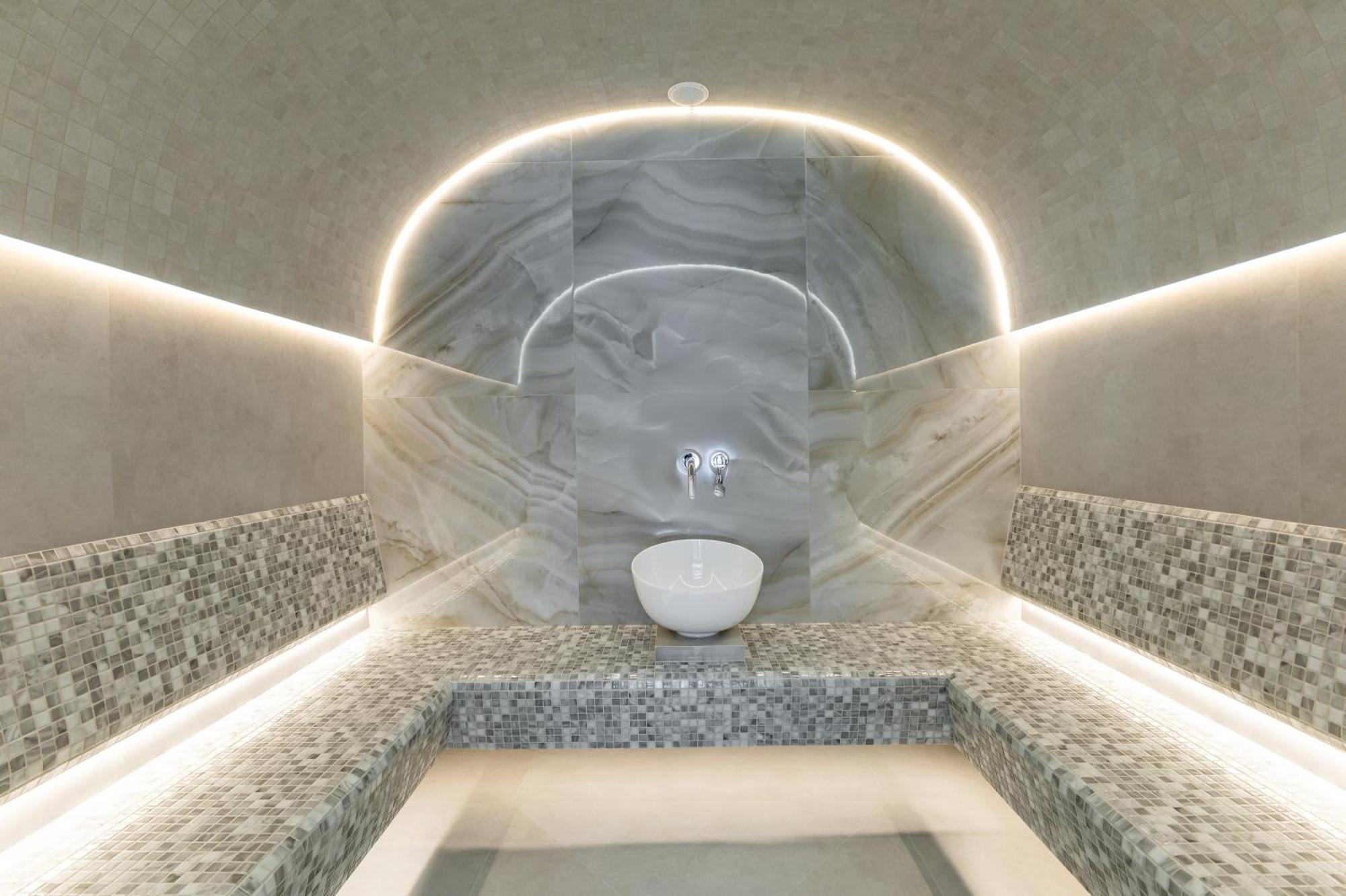 Continental Spa Resort 布克维 外观 照片