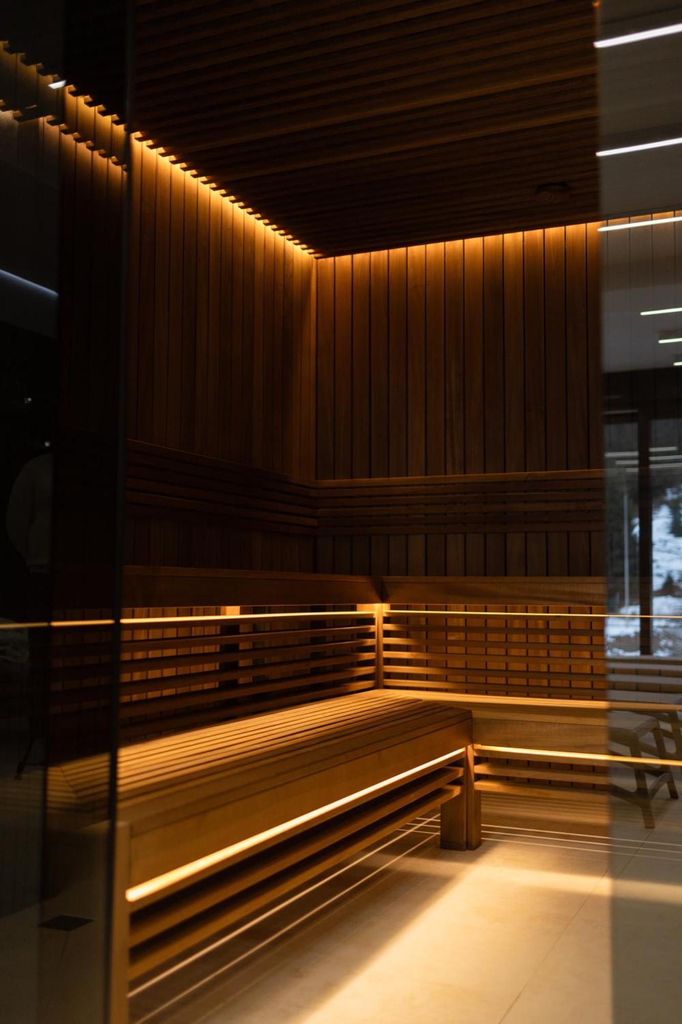 Continental Spa Resort 布克维 外观 照片